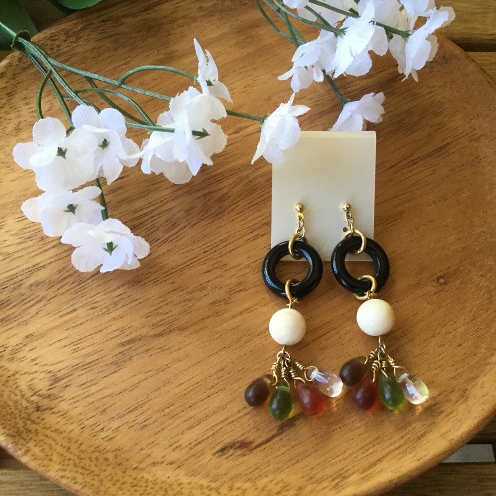 Colorful drop earrings ☆White ☆